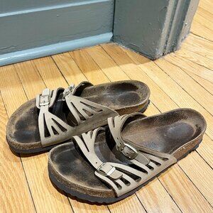 Women's Granada Birkenstock Leather Sandal - Faded Khaki - Size 8.5 / 39